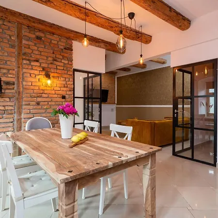 Apartment Biala 16 *