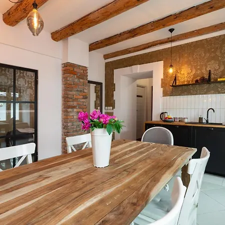 Apartment Biala 16 *